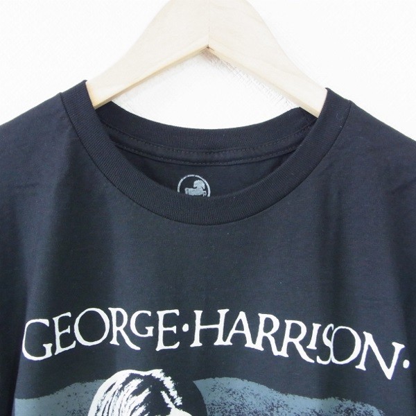 George Harrison ジョージ・ハリスン ギター ブラック Tシャツ | バンドTシャツ、ロックTシャツ 卸 服飾雑貨 卸販売
