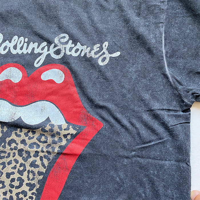 Rolling Stones ローリング・ストーンズ ヒョウ柄 ベロマーク ビンテージ仕様 Tシャツ | バンドTシャツ、ロックTシャツ 卸 服飾雑貨  卸販売